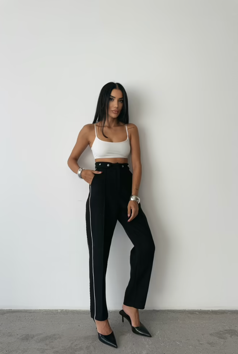 Pantaloni con bordi laterali