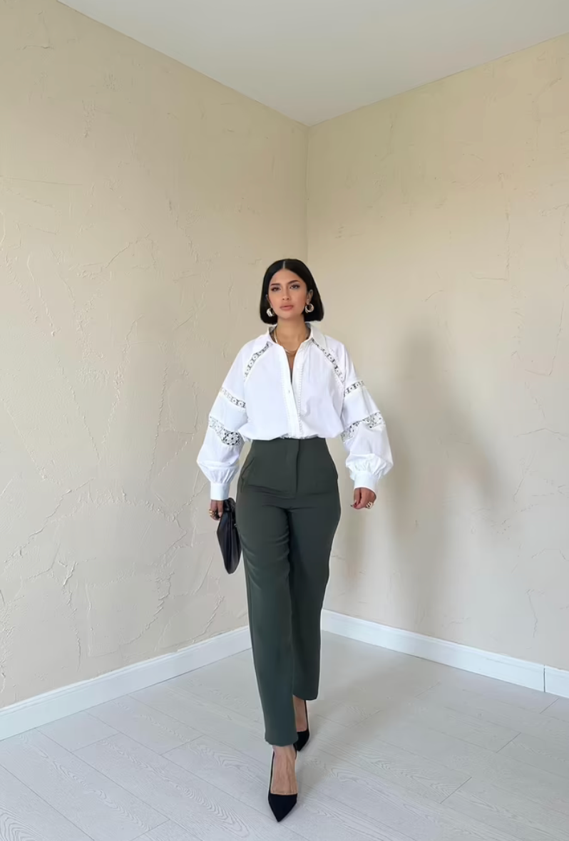 Pantaloni a vita alta