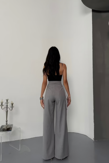 Pantaloni diritti
